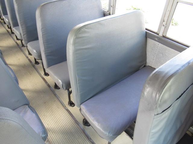 1999 Thomas FE MVP 82 Passenger School Bus for Sale - B70202 - Image 9