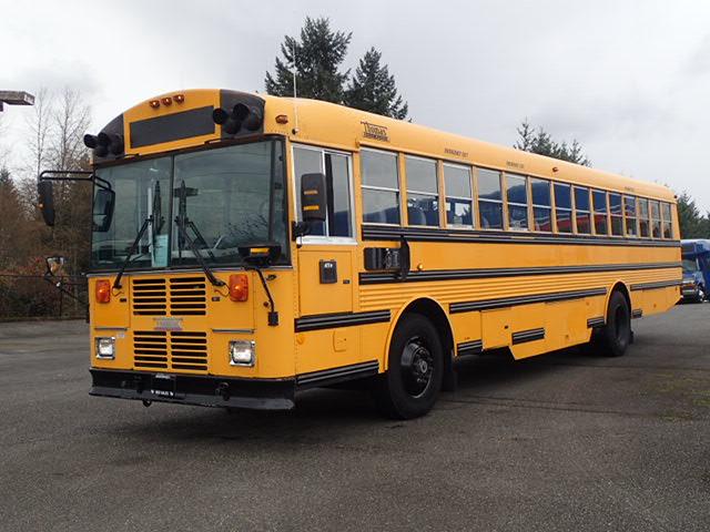 2000 Thomas FE MVP 84 Passenger School Bus - B85466 - Image 2