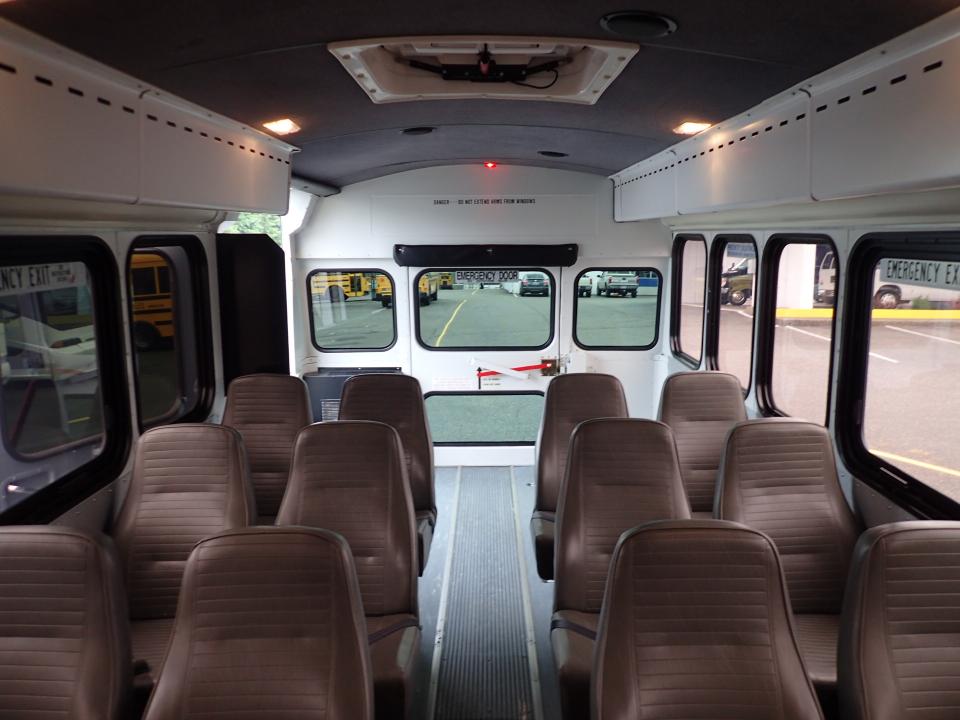 2006 Bluebird All American 36 Passenger ADA Commercial Bus - B37370 - Image 7