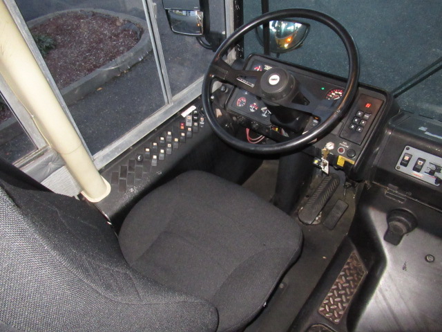 2001 Thomas FE MVP 84 Passenger School Bus - B97709 - Image 5