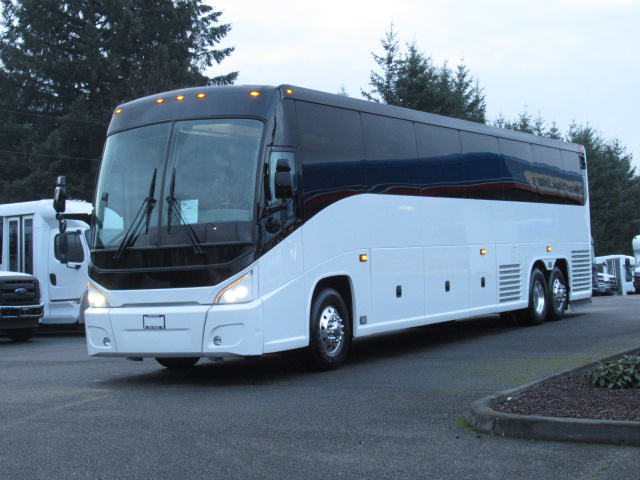 2014 MCI J4500 56 Passenger Motorcoach - C66732 - Image 2