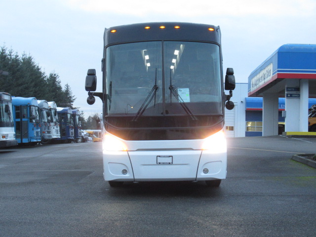 2014 MCI J4500 56 Passenger Motorcoach - C66732 - Image 12