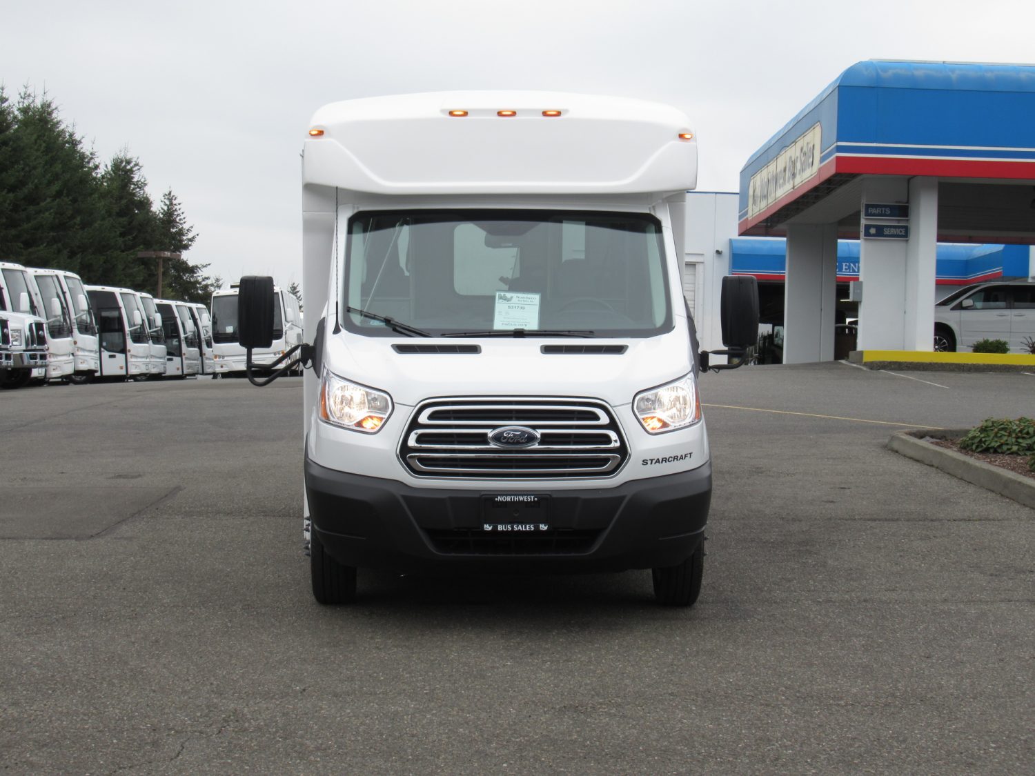 2019 Ford Starcraft Starlite 8 Passenger + 2 Wheelchairs Shuttle Bus - S31739 - Image 10