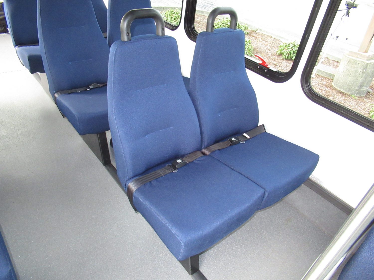 2014 Ford Starcraft Allstar 14 Passenger ADA Shuttle Bus - S46522 - Image 9