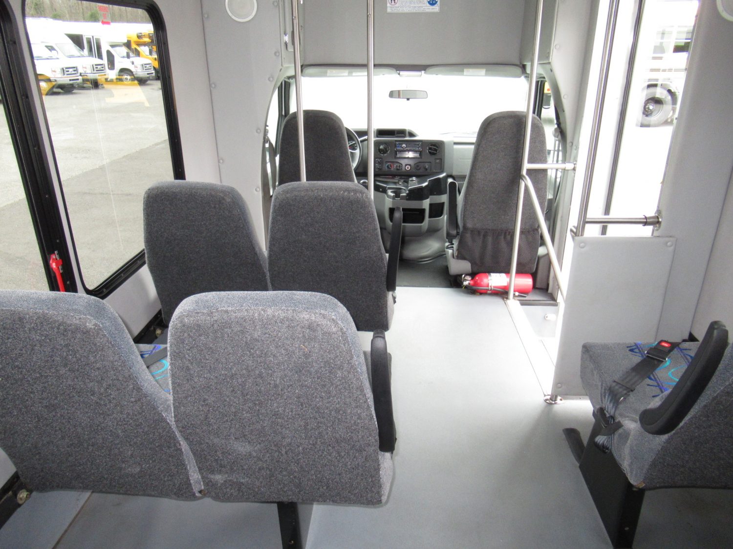 2014 Ford Goshen 14 Passenger + Rear Luggage Shuttle Bus - S17770 - Image 8