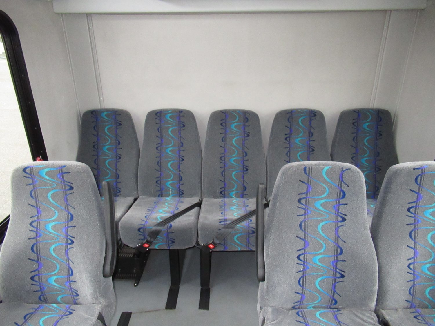 2014 Ford Goshen 14 Passenger + Rear Luggage Shuttle Bus - S17767 - Image 7