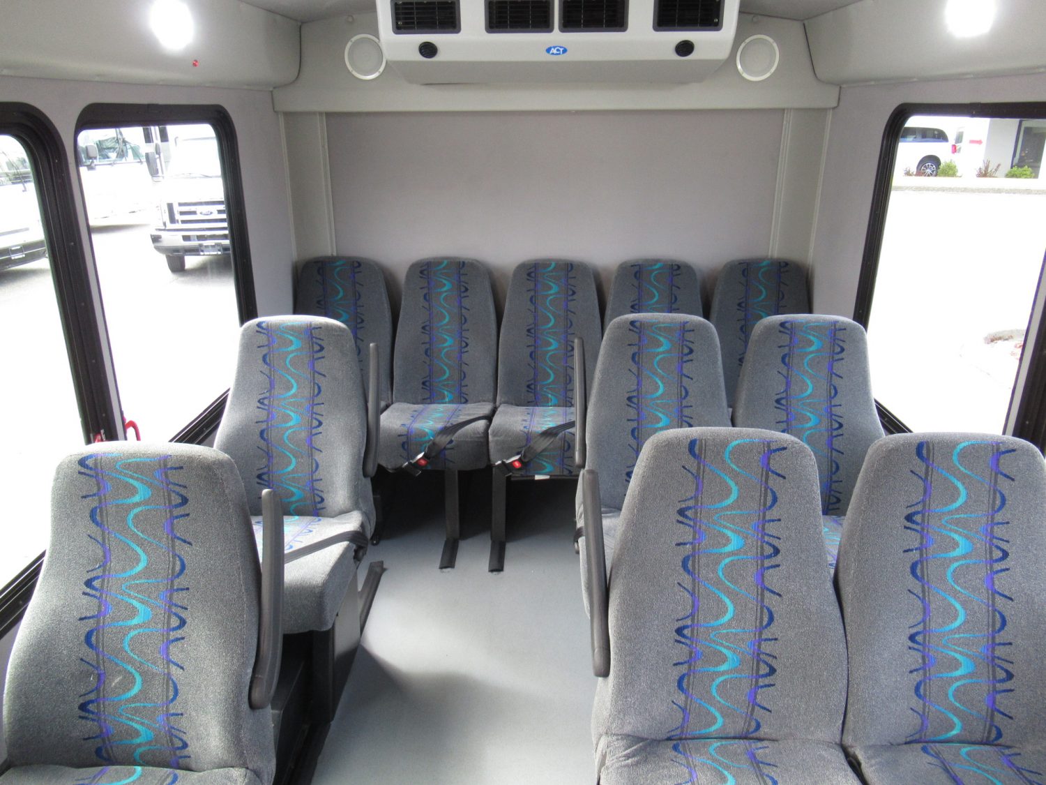 2016 Ford Goshen 14 Passenger + Rear Luggage Shuttle Bus - S19056 - Image 6