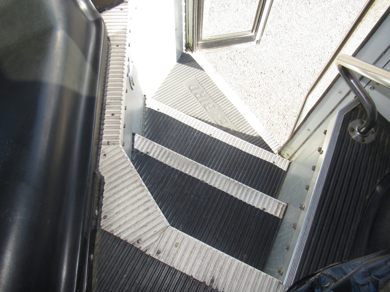 2003 Bluebird TC2000 48 Passenger School Bus - B08984 - Image 10