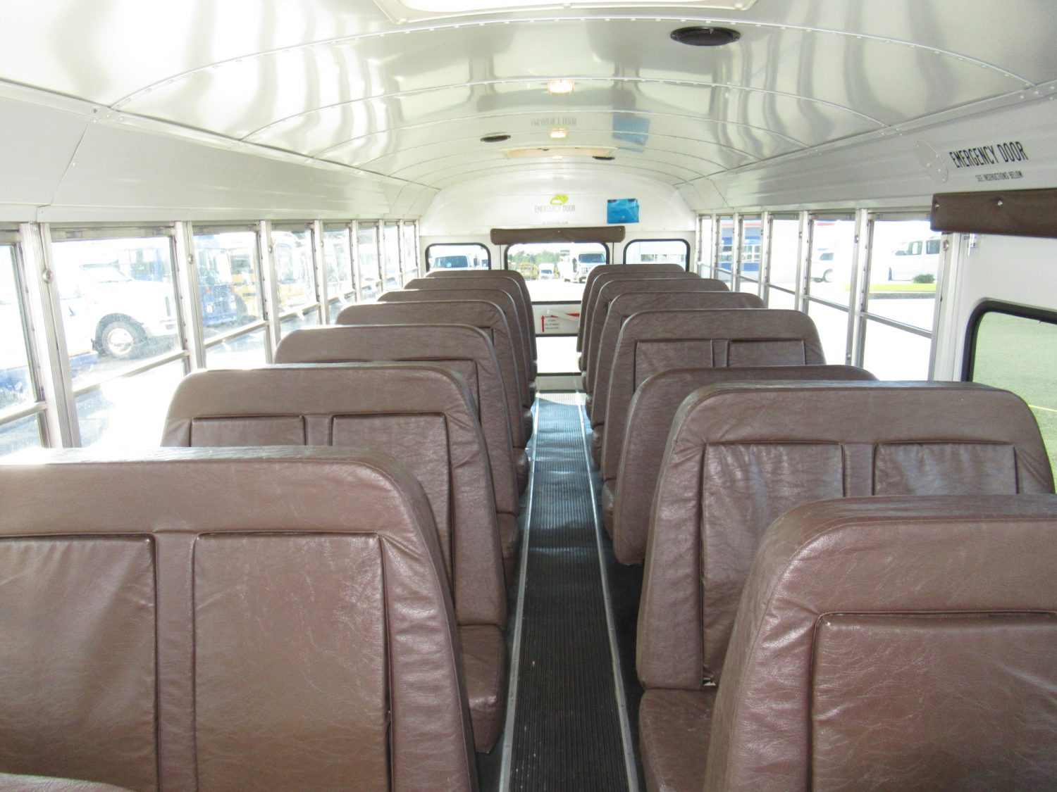 2003 Bluebird TC2000 48 Passenger School Bus - B08984 - Image 6