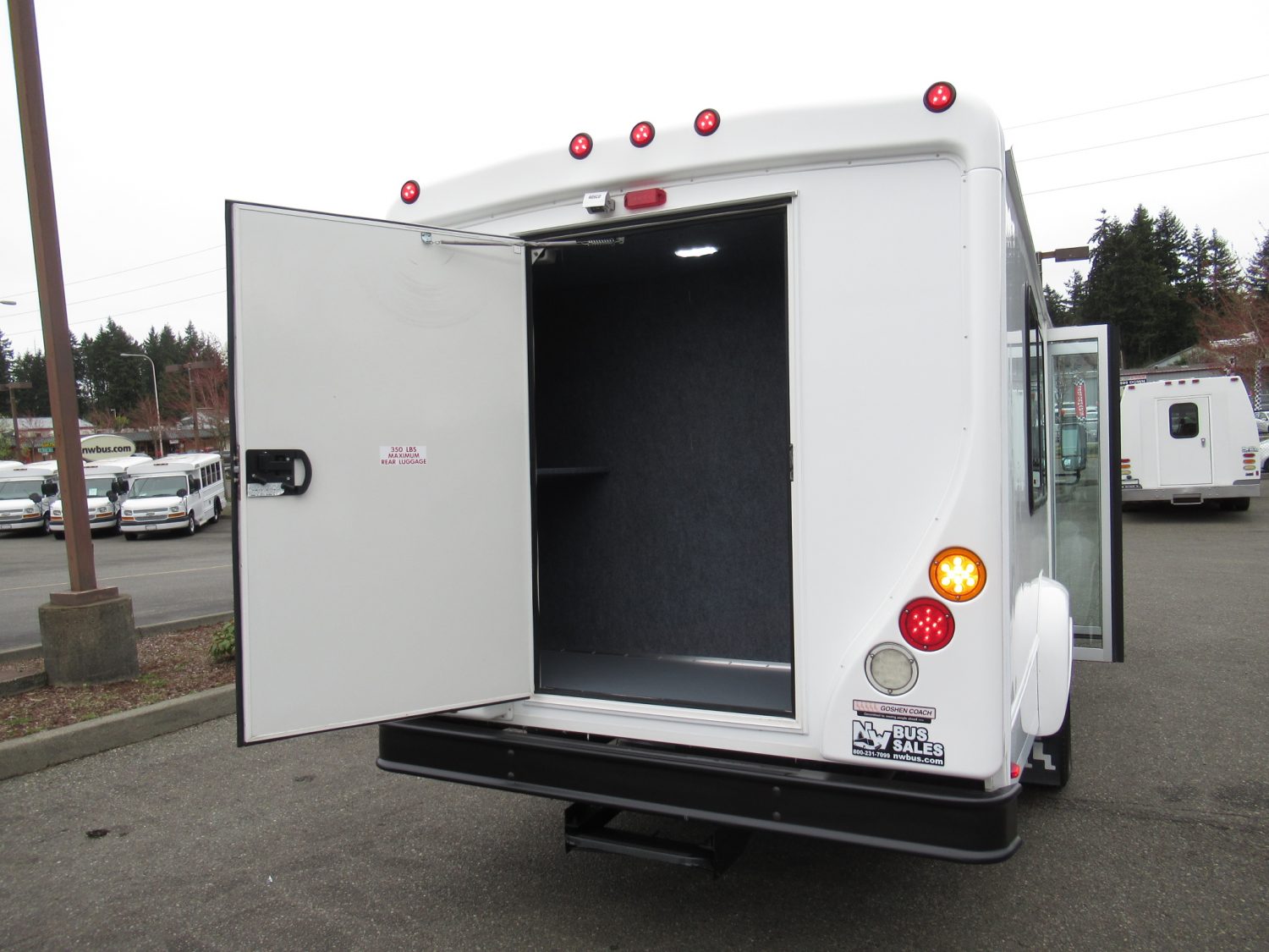 2016 Ford Goshen 14 Passenger + Rear Luggage Shuttle Bus - S33286 - Image 10