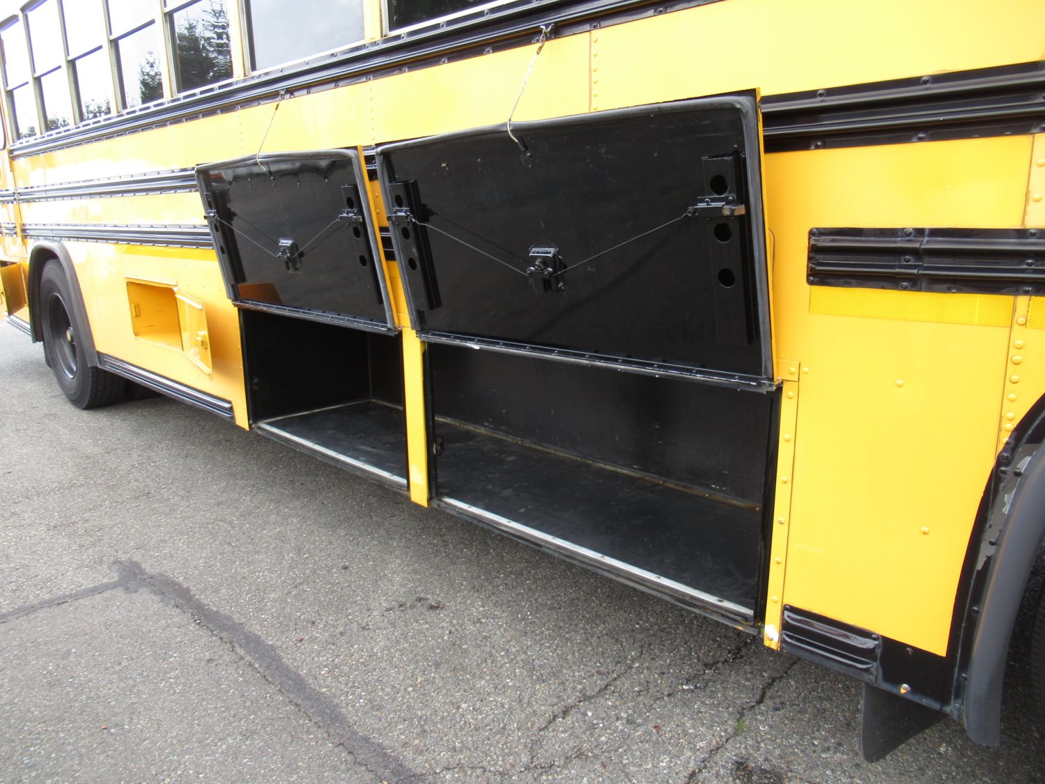 2004 Blue Bird All American 78 Passenger School Bus - B15785 - Image 11