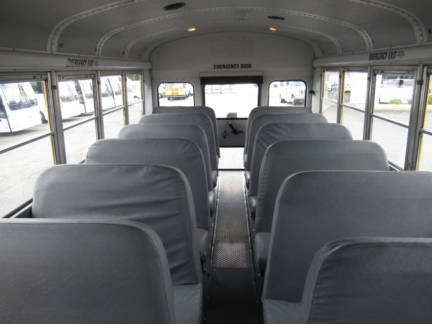 2002 Thomas Saf-T-Liner 84 Passenger School Bus - B22459 - Image 7
