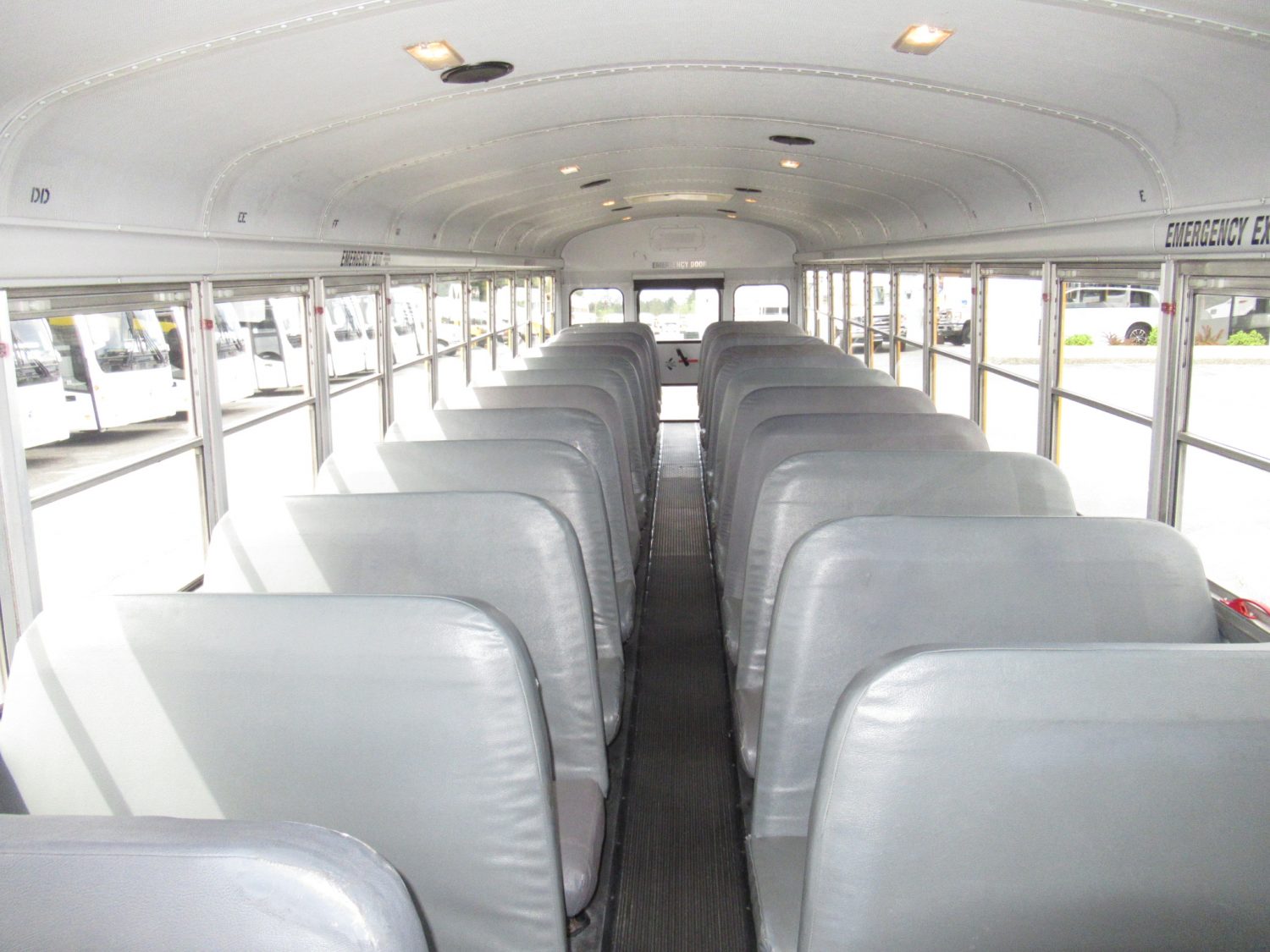 2003 Thomas Saf-T-Liner 84 Passenger School Bus - B22460 - Image 6
