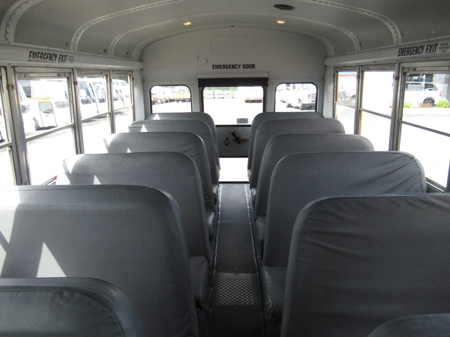 2003 Thomas Saf-T-Liner 84 Passenger School Bus - B22460 - Image 7