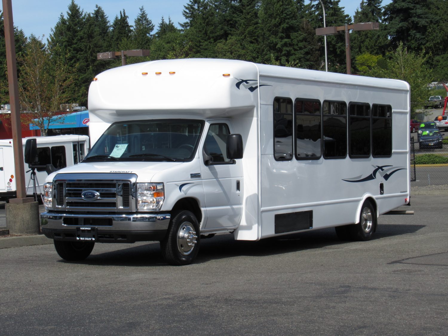 2019 Allstar MVP 24 Passenger w/ Rear Luggage - S22173 - Image 2