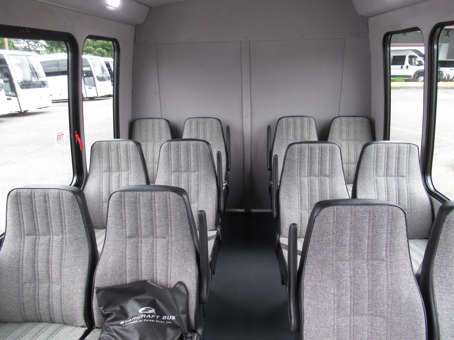 2022 Ford Starcraft Starquest - 14 Passenger w/Rear Luggage -21279 - Image 6