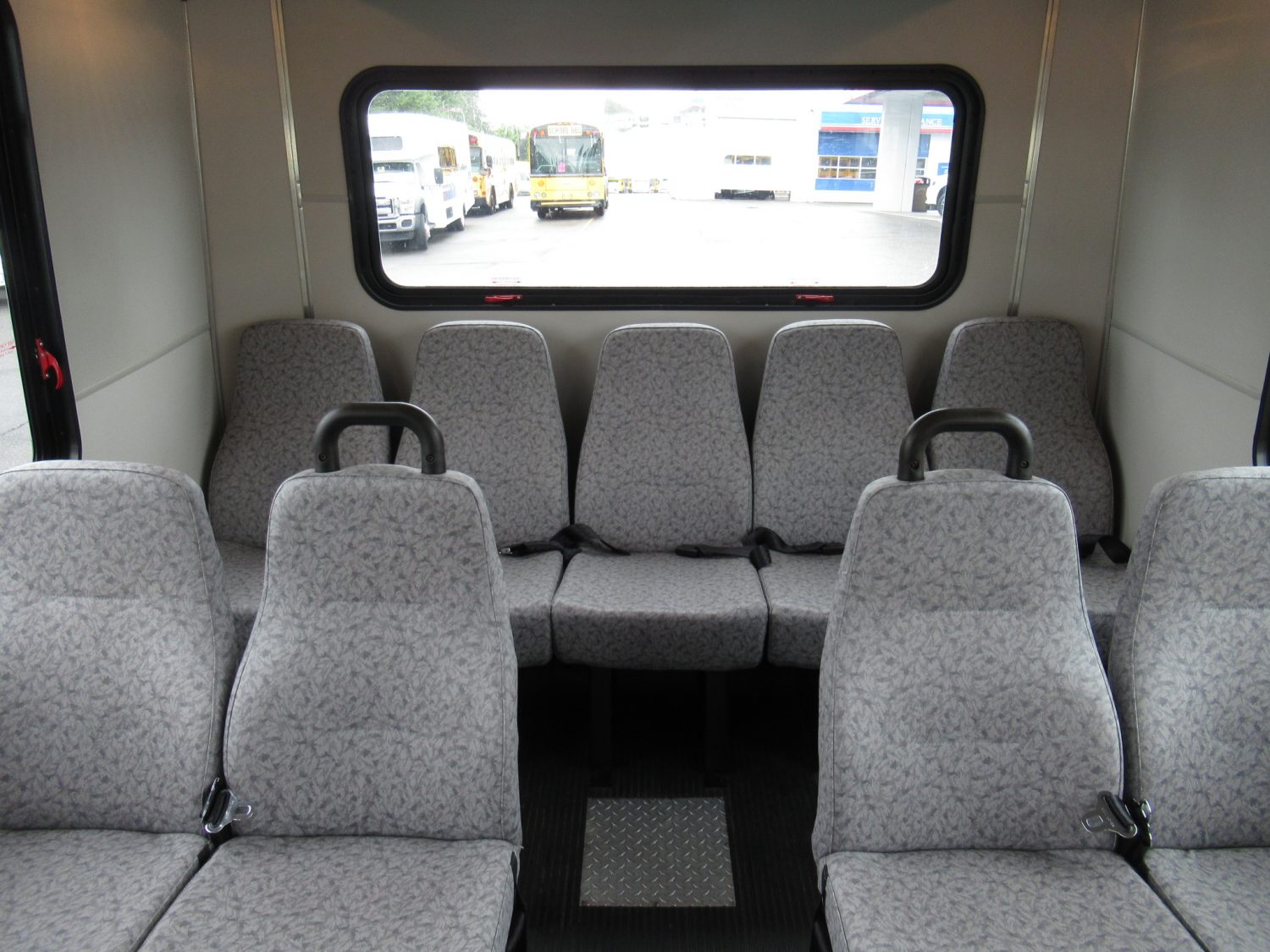 2011 IC Champion Defender 21 Passenger ADA Shuttle Bus - S54635 - Image 7