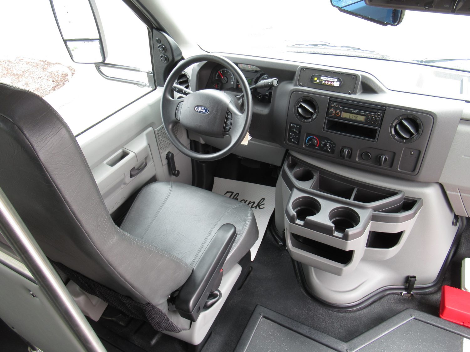 2024 Ford Starcraft Allstar 12 Passenger + 2 Wheelchairs Shuttle Bus - S40079 - Image 5