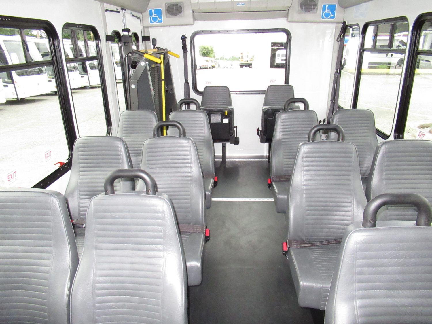 2024 Ford Starcraft Allstar 12 Passenger + 2 Wheelchairs Shuttle Bus - S40079 - Image 6