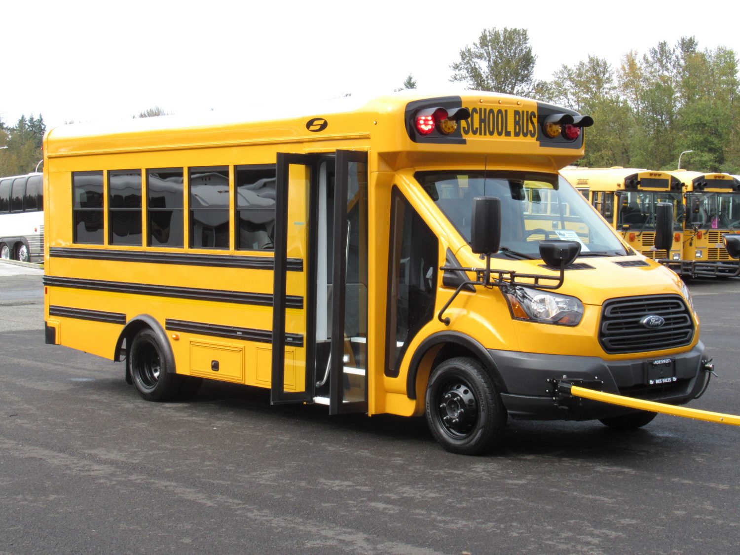 2020 Ford Transit Starcraft Quest 20 Passenger School Bus