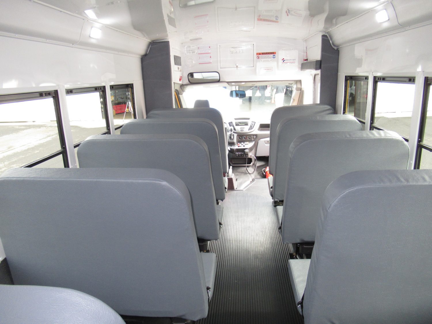 2020 Ford Transit Starcraft Quest 20 Passenger School Bus - Image 8