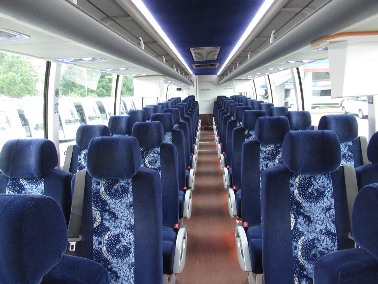 2014 Volvo 9700 Luxury 54 Passenger Highway Coach C66747 - Image 6