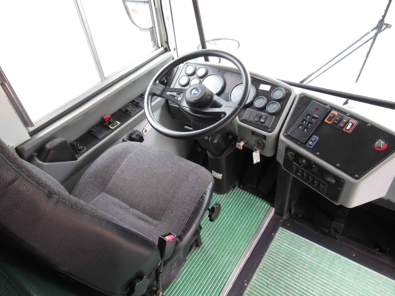 2006 Blue Bird All American 78 Passenger School Bus - B34115 - Image 5