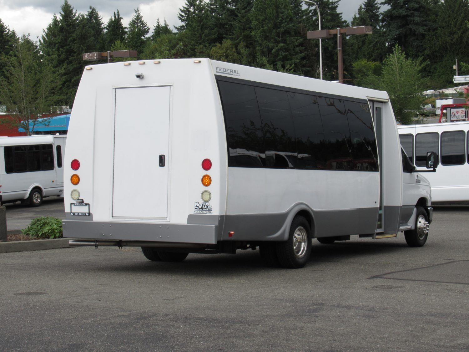 2012 Ford Federal 24 RL Passenger Shuttle Bus - S67528 - Image 3