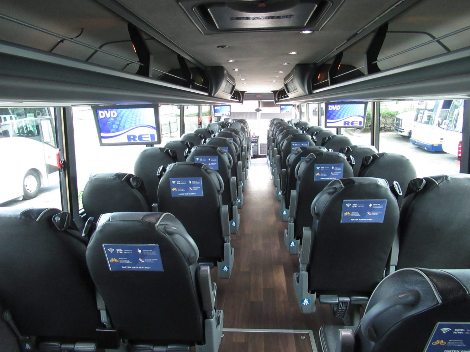 2013 Vanhool C2045 51 Passenger Motorcoach - C48004 - Image 10