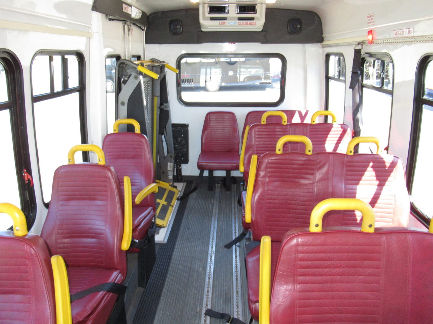 2008 Ford Startrans 12 Passenger ADA Shuttle Bus - S26418 - Image 7