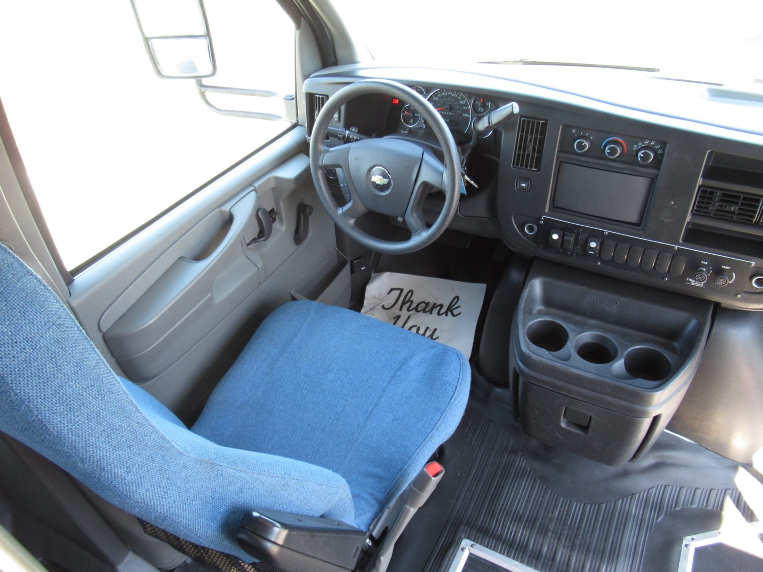 2011 Chevy Eldorado 21 Passenger + Rear Luggage Shuttle Bus - S77082 - Image 5