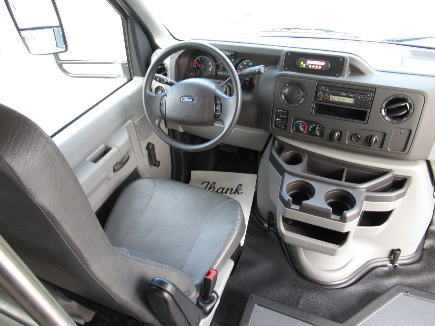 2019 Ford Starcraft Allstar 12 Passenger + 2 Wheelchairs Shuttle Bus - S21562 - Image 5