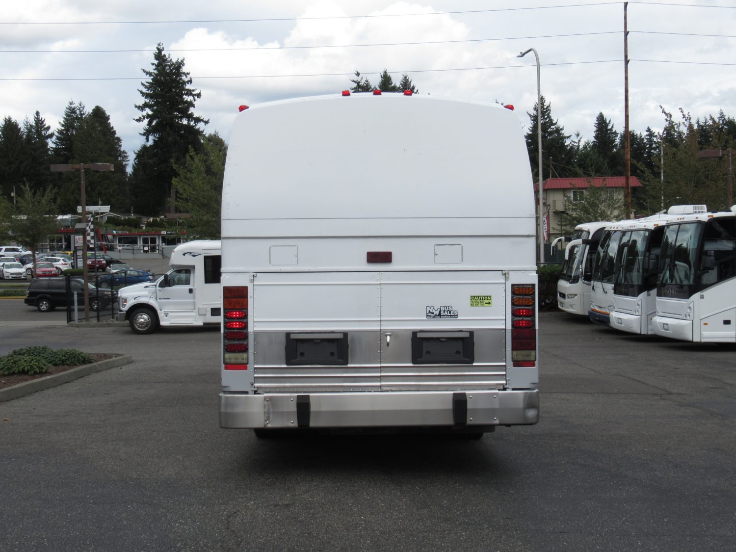 1999 Prevost Le Mirage XL 55 Passenger Coach Bus - C26940 - Image 11