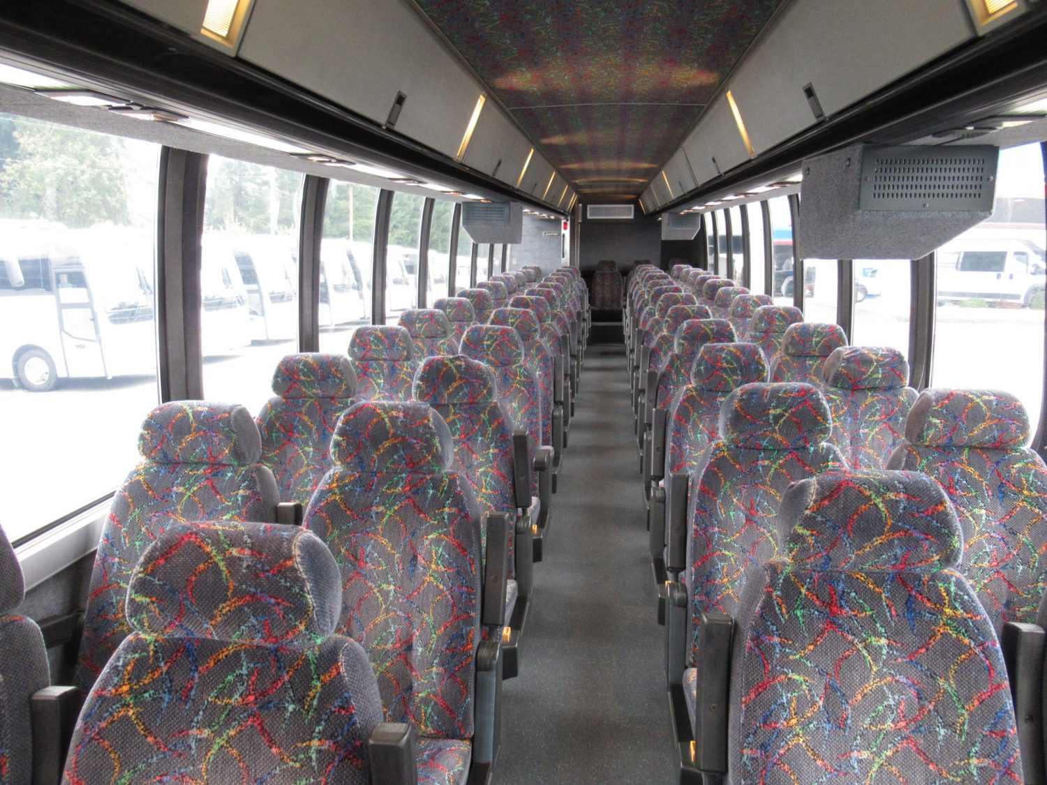 1999 Prevost Le Mirage XL 55 Passenger Coach Bus - C26940 - Image 6