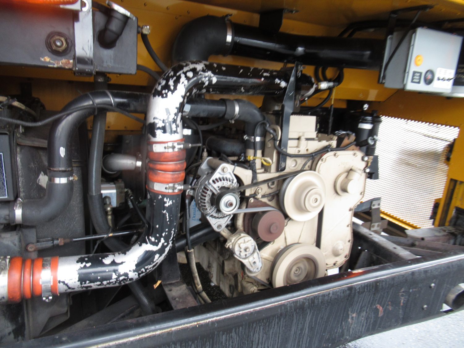 2000 Bluebird All American 84 Passenger School Bus - B87939 - Image 11