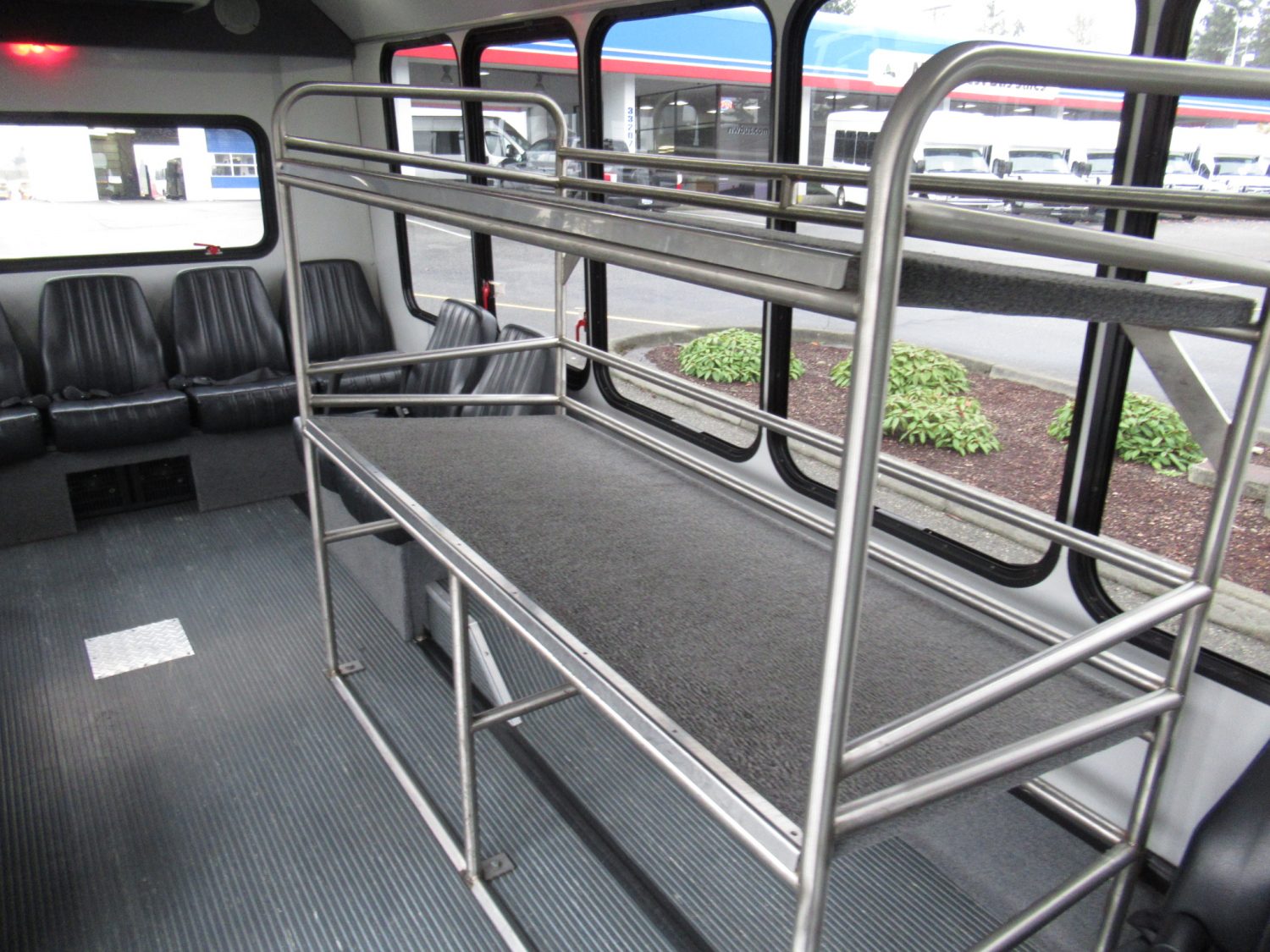 2015 Ford Eldorado Aerotech 14 Passenger Interior Luggage Shuttle Bus - S00658 - Image 8