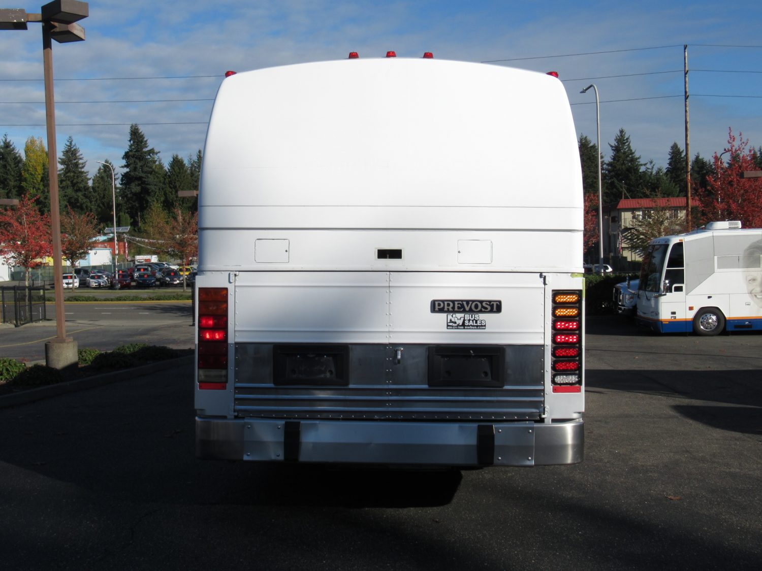 1999 Prevost Le Mirage XL 55 Passenger Coach Bus - C26901 - Image 12