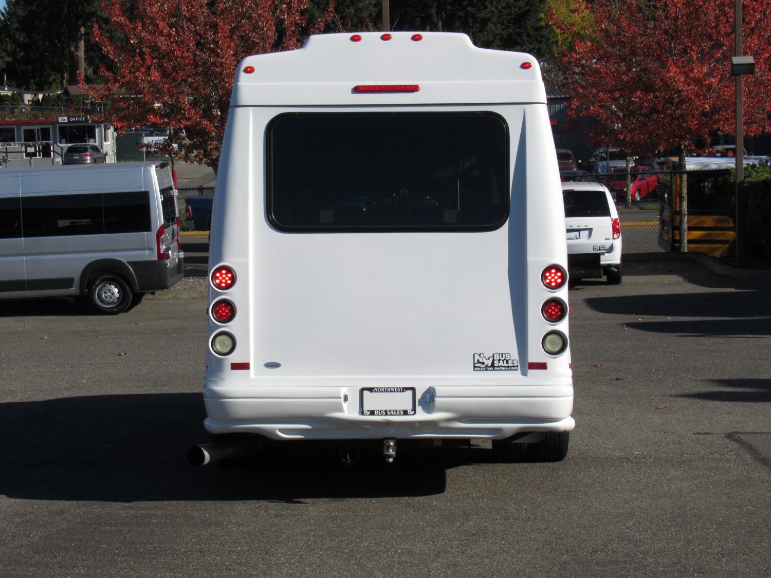 2011 Chevrolet Turtle Top 13 Passenger Shuttle Bus - S16003 - Image 11