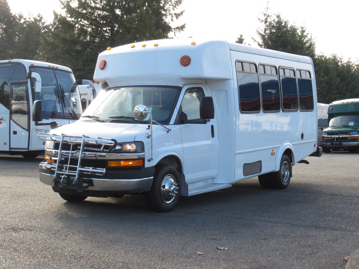 2013 Chevrolet Goshen 13 Passenger ADA Shuttle Bus - S24759 - Image 2