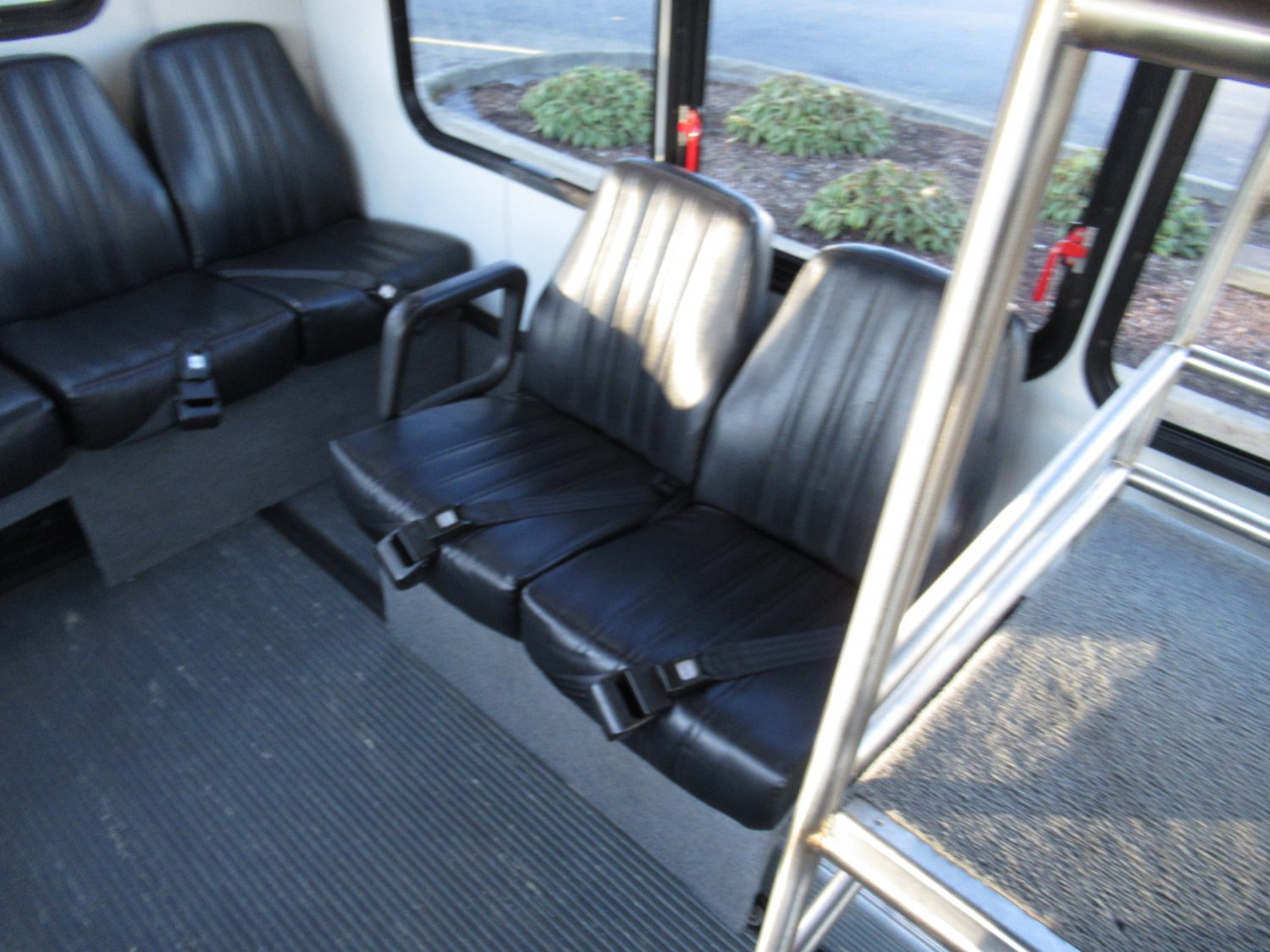 2016 Ford Eldorado Aerotech 14 Passenger Interior Luggage Shuttle Bus - S15267 - Image 9