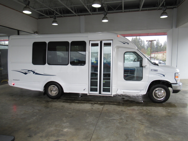 2019 Ford Starcraft Starquest - 14 Passenger w/Rear Luggage - S68888 - Image 10