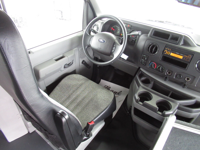 2019 Ford Starcraft Starquest - 14 Passenger w/Rear Luggage - S68888 - Image 5