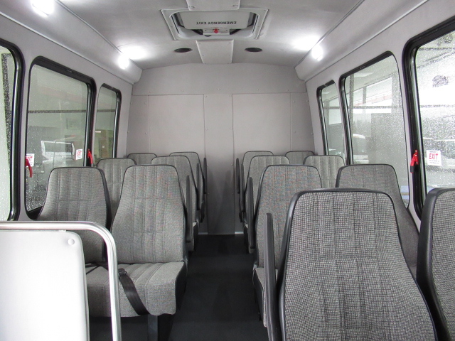 2019 Ford Starcraft Starquest - 14 Passenger w/Rear Luggage - S68888 - Image 6