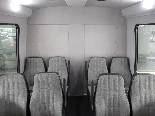 2019 Ford Starcraft Starquest - 14 Passenger w/Rear Luggage - S68888 - Image 7