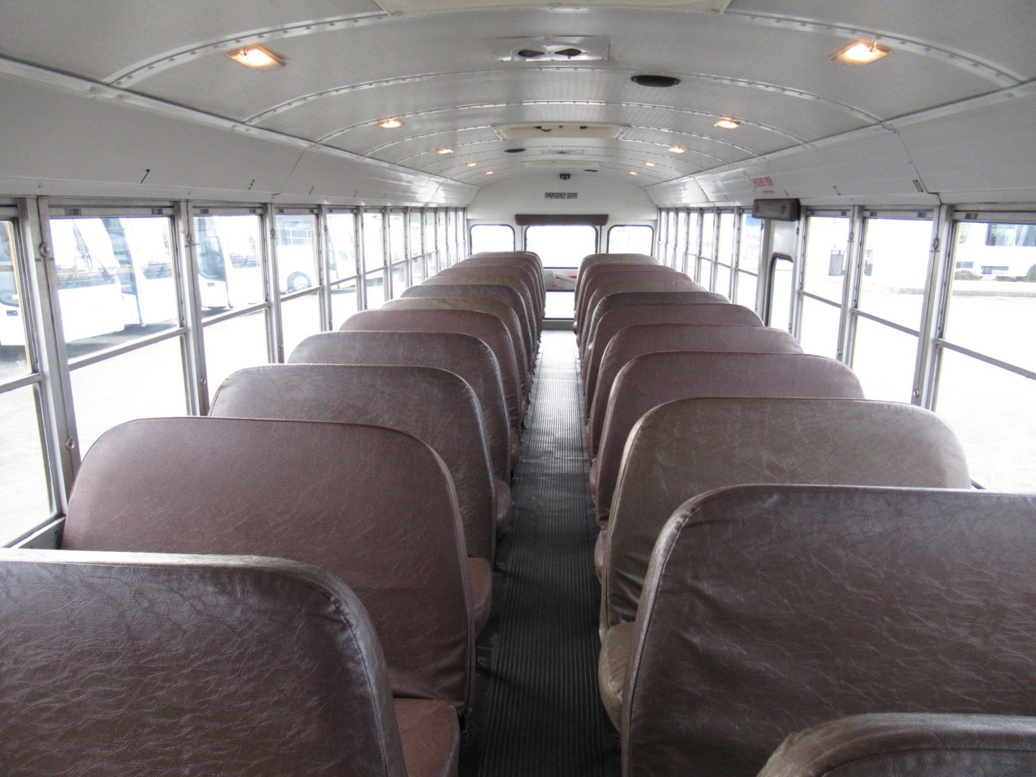2001 Bluebird All American 84 Passenger School Bus - B99815 - Image 6