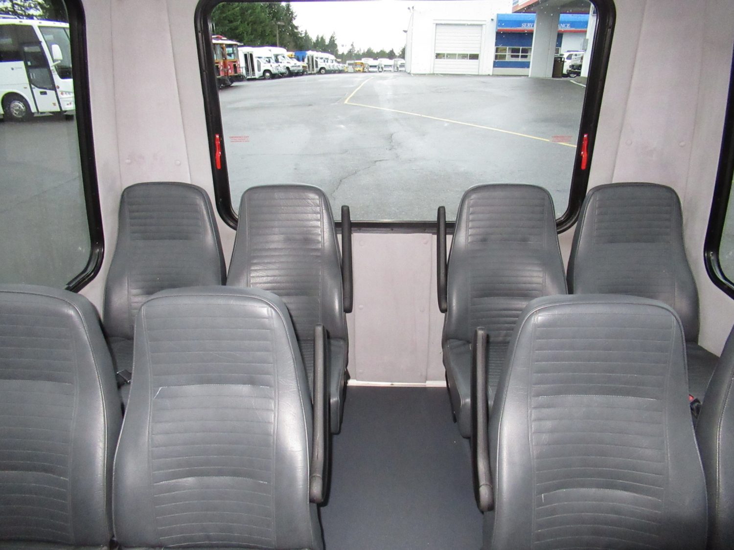 2014 Ford Starcraft Starquest - 14 Passenger Shuttle Bus - S46464 - Image 7