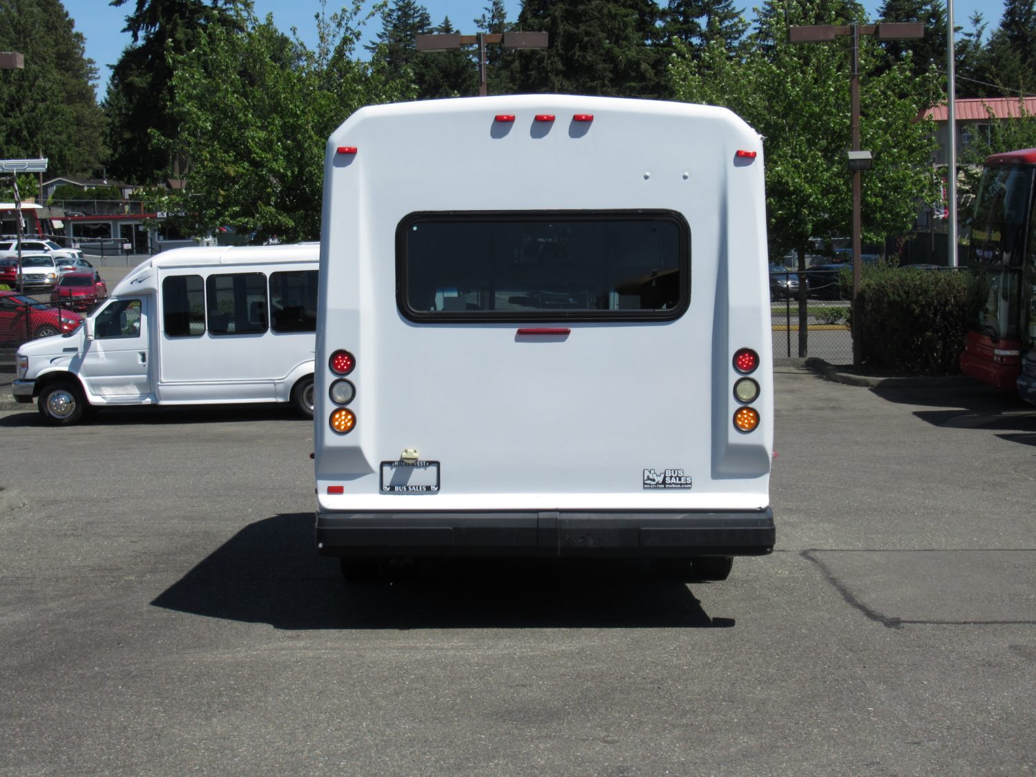 2009 Ford Eldorado Aerotech 12 + 2 ADA Shuttle Bus for Sale - S21257 - Image 10