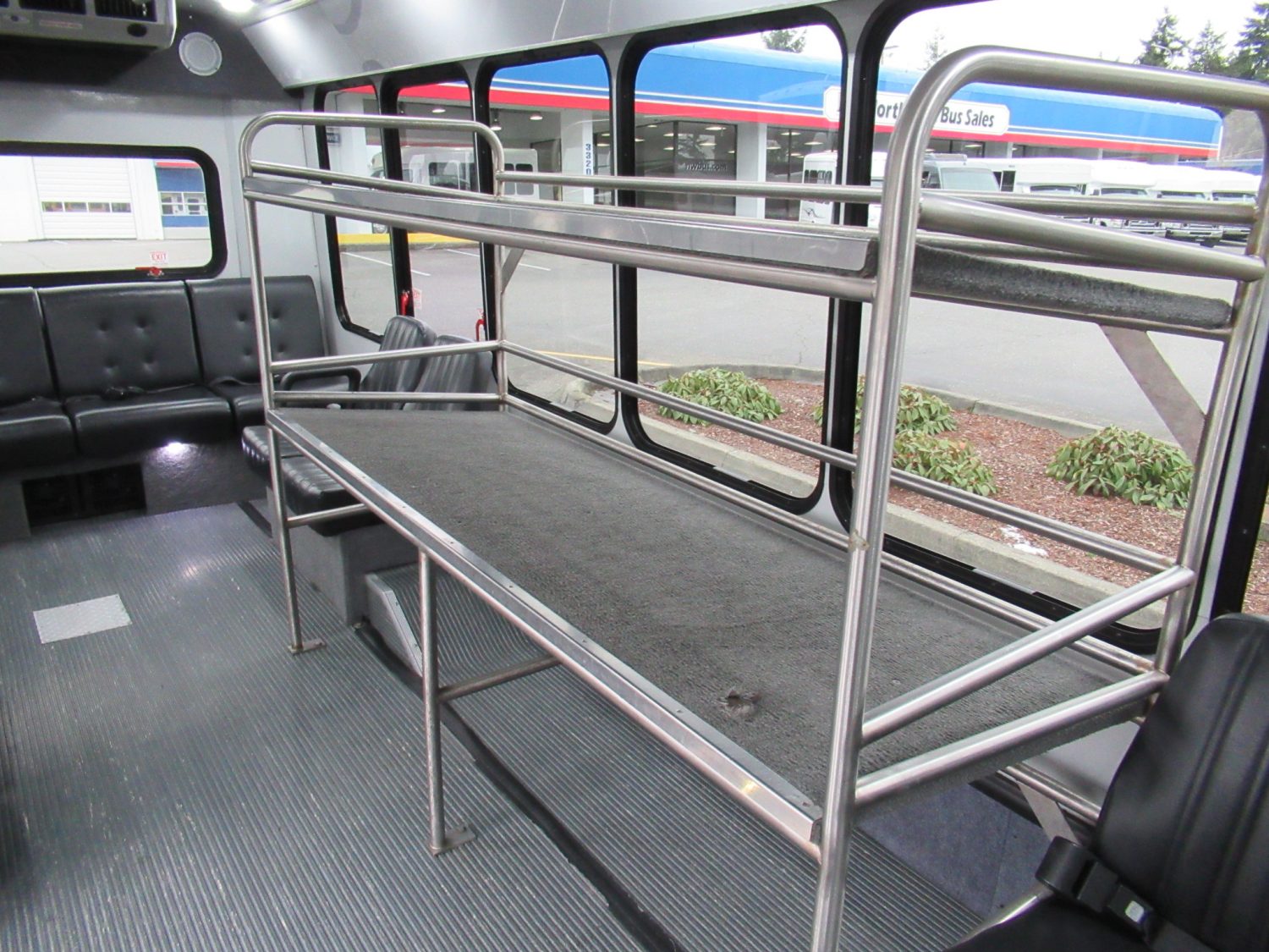 2016 Ford Eldorado Aerotech 14 Passenger Interior Luggage Shuttle Bus - S23370 - Image 6