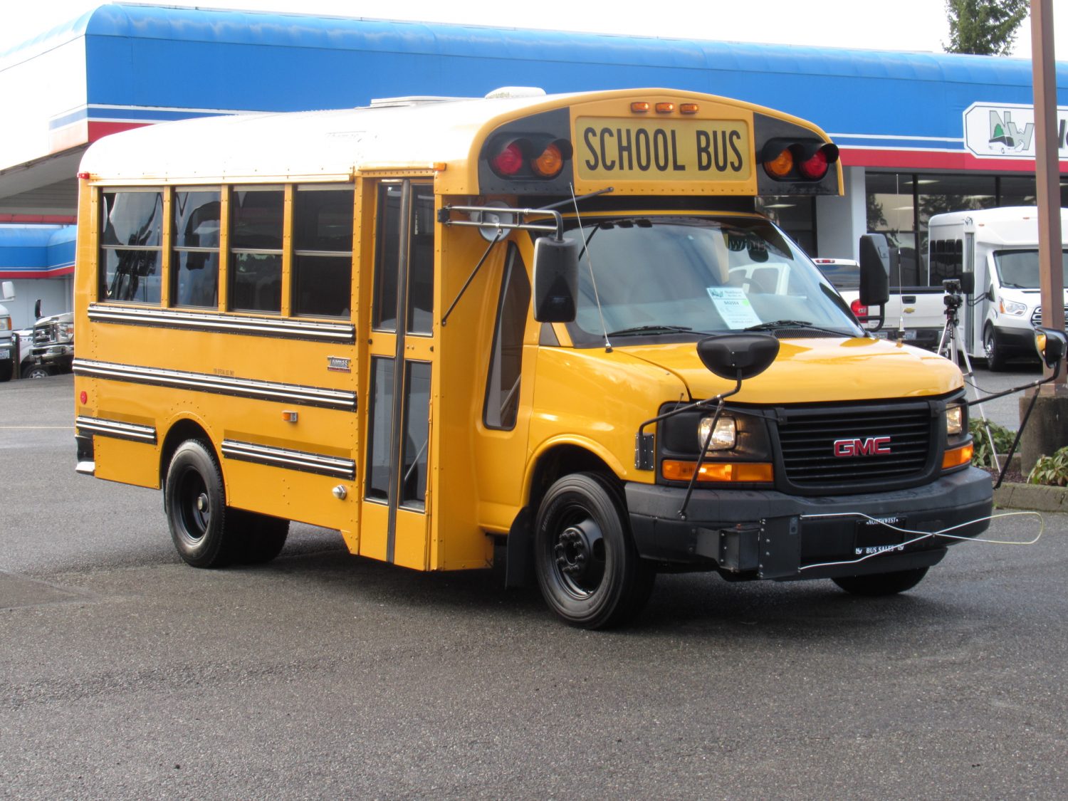 2009 GMC Thomas 23 Pax Type-A School Bus - B62504