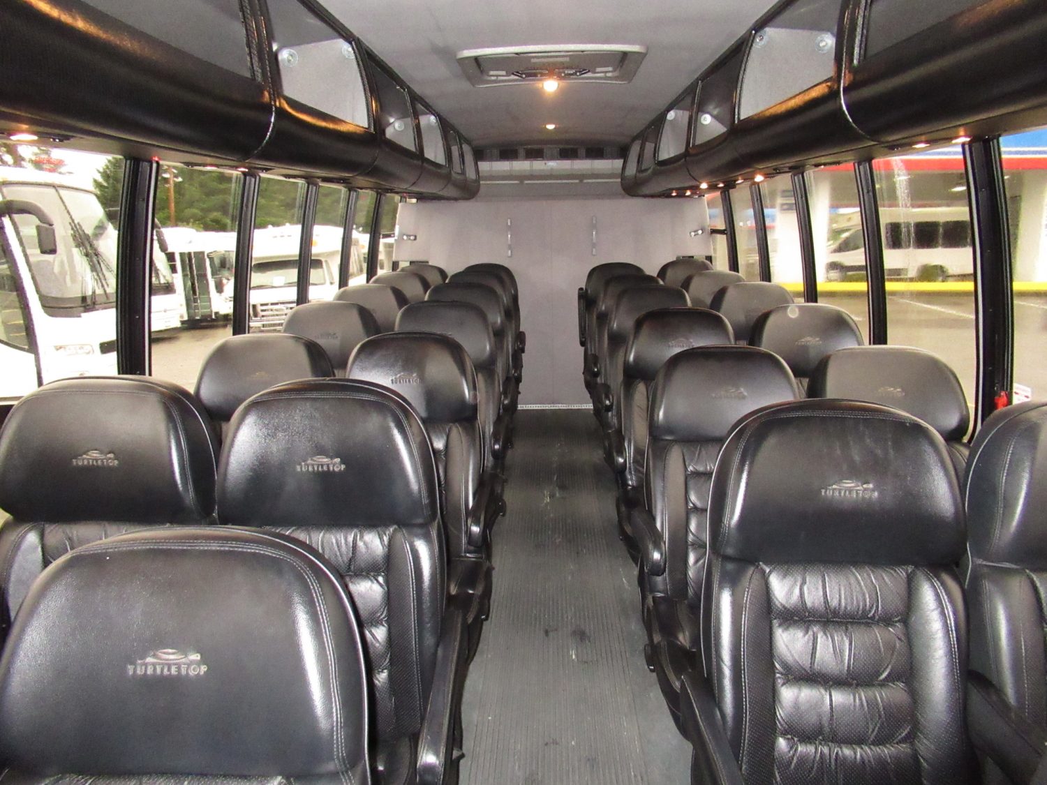 2008 Chevrolet TurtleTop 28 Passenger + Rear Luggage - S14871 - Image 6